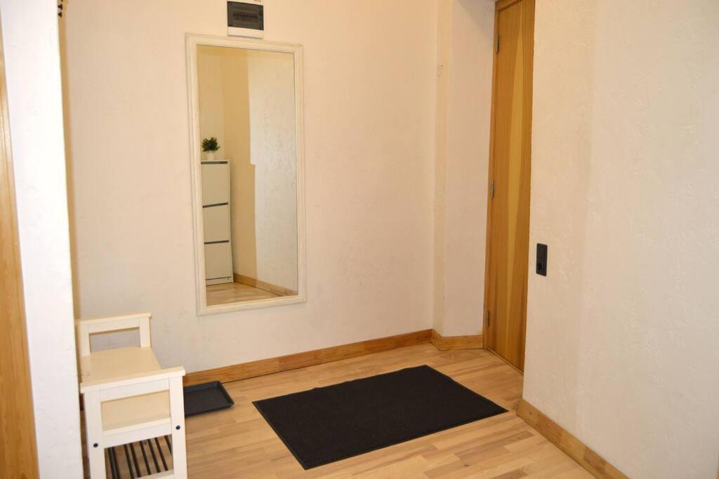 Leilighet Spacious Old Town Family Peachy 2 Bedrooms Apartment, Nearby The Presidential Castle