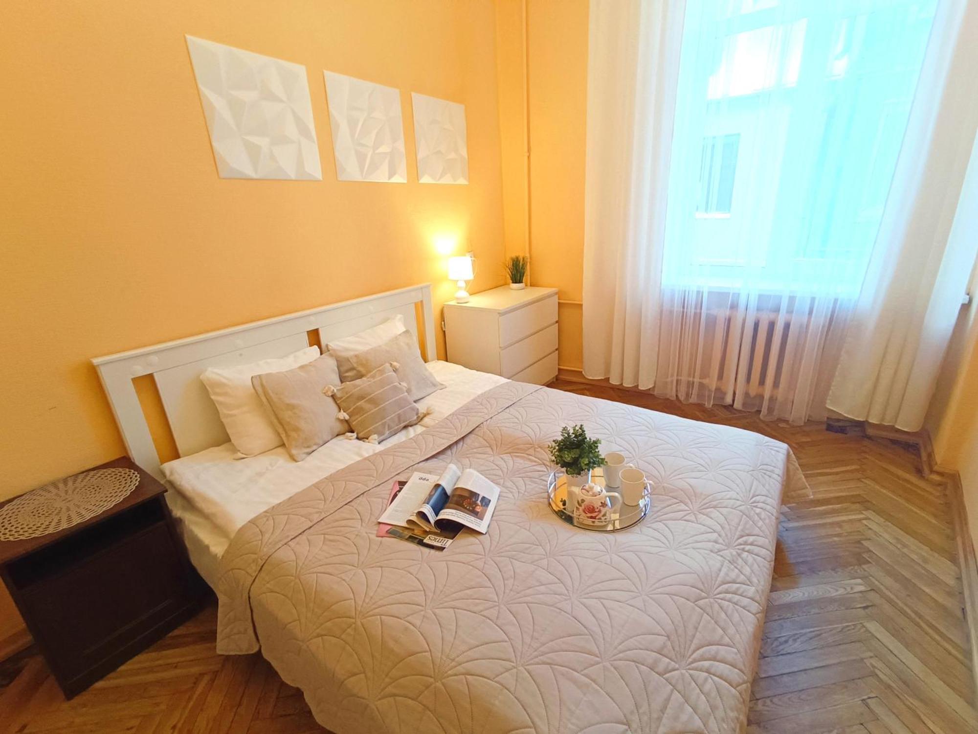 Leilighet Spacious Old Town Family Peachy 2 Bedrooms Apartment, Nearby The Presidential Castle Riga